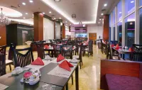 Quest Hotel Darmo - Surabaya by Aston - breakfast