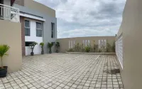 Queensa Hotel Hotel dekat Garasi Biru Mobil Padurenan