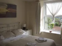 Donnington Guesthouse Hotels near Truro and Penwith College