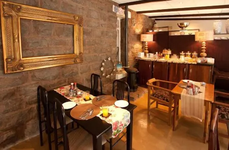 Cunningham Cottage Guest House