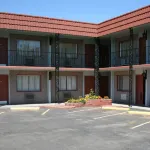 High Chaparral Inn - 2-Star