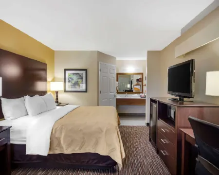 Quality Inn Seneca US-123 Hotels in Seneca