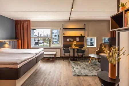 Pier 5 Hotel