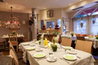 Am Dorfplatz Suites - Adults Friendly Hotel di Gemeinde Sankt Anton am Arlberg