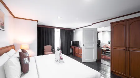 Yellow Ribbon Hills Boutique Suites