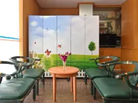 Bright Star Hotel - 2-Star