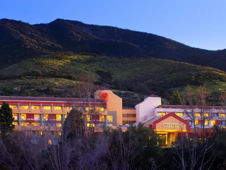 Sheraton Agoura Hills Hotel