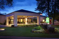 Courtyard Chicago Naperville Hotel di Lisle