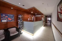 Qawra Point Holiday Complex Hotels in St. Paul's Bay