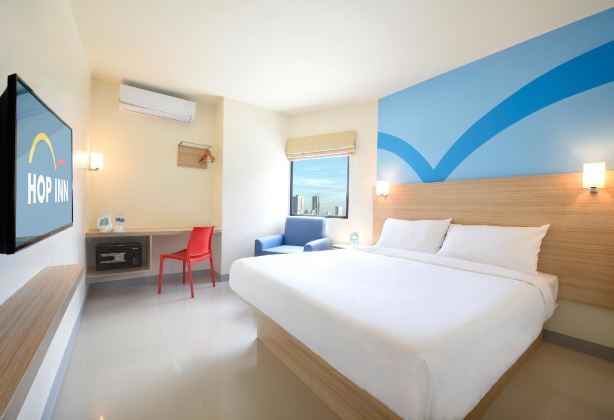 Hop Inn Hotel Aseana City Manila Hotels in Paranaque