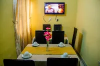 De Lawrence Court and Suites - Homestays