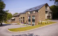 Hotel - la Grande Cure Hotels near Camping Beau Rêve