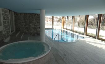 Luxury Apartment, Panoramic Mountain Views,  Spa Facilities - 4 Bedroom