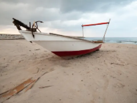 Intan Beach Resort Ξενοδοχεία στην πόλη Batu Buruk
