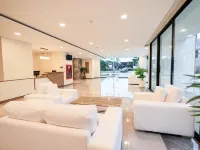 B2 Khon Kaen Premier Hotel Hotels near U-Bar