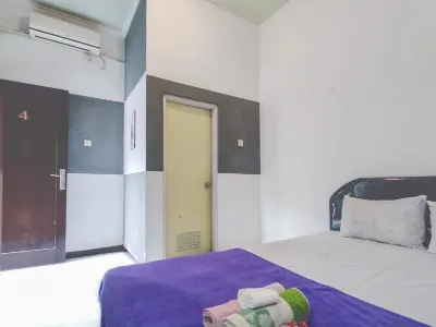 Kartini Guest House Near Alun Alun Probolinggo Hotels in Mayangan