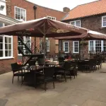 The Golden Lion Hotel - Pysäköinti