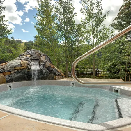 Jackpine & Black Bear Condos by Vail Resorts Hotels in Dillon