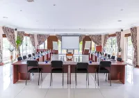 Lakeview Boutique Hotel & Conference Center