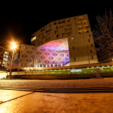 Campanile PRIME - Montpellier Centre St Roch Отели рядом с достопримечательностью «Конференц-центр Corum»