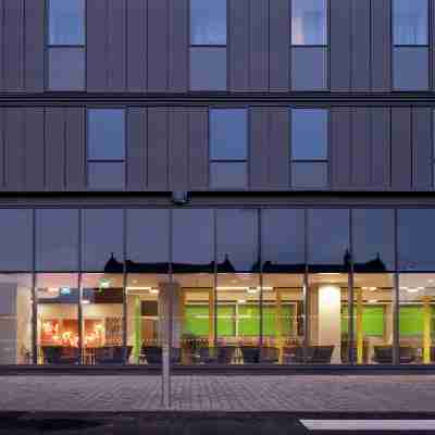 Hampton by Hilton Leeds City Centre Hotel Exterior