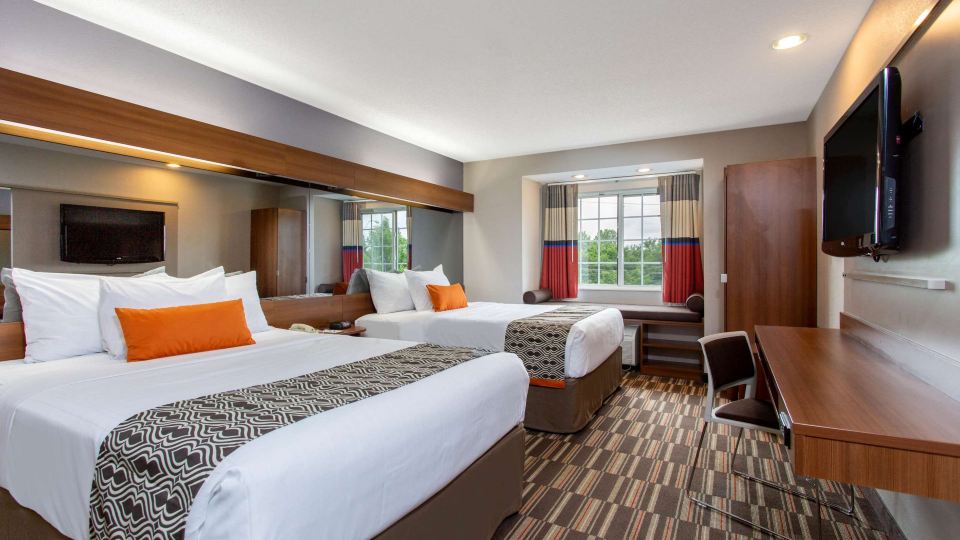 Microtel Inn & Suites by Wyndham Philadelphia Airport