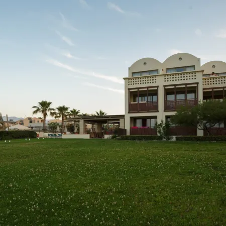 Giannoulis - Santa Marina Plaza (Adults Only)