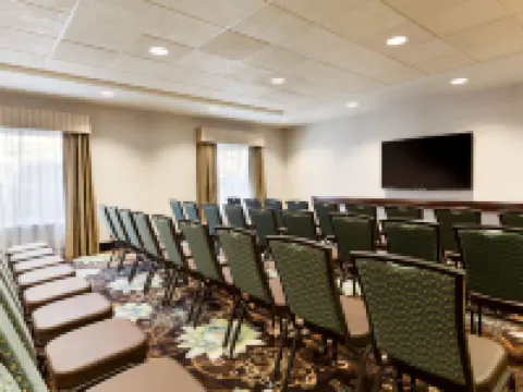 Hampton Inn & Suites Portland/Hillsboro-Evergreen Park Hotels in Hillsboro