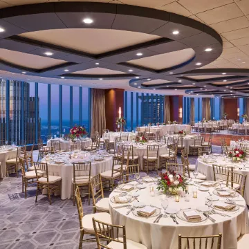 The Marquette Hotel, Curio Collection by Hilton