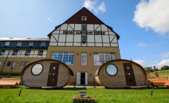 Panorama Berghotel Wettiner Höhe