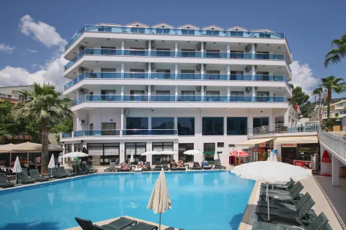 Palmea Hotel - Bintang 4