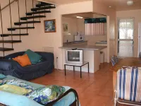 Pippies Backpacker Units Hotels in Rainbow Beach
