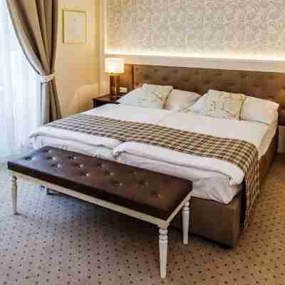 Villa Medici Hotel & Restaurant Rooms