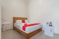 RedDoorz Syariah Plus @ Perintis Guesthouse Tasikmalaya pasar karangsambung 주변 호텔