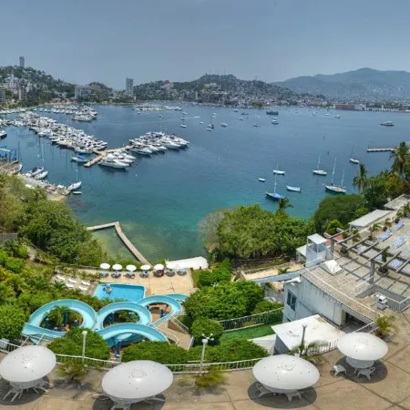 Alba Suites Acapulco