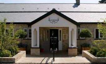 Elveden Inn