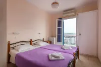 Stelios Hotel