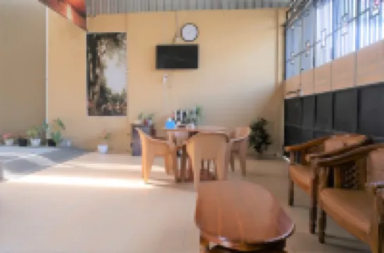 Daile Homestay Hotels in Slawi