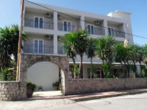 Angela Hotel & Apartments