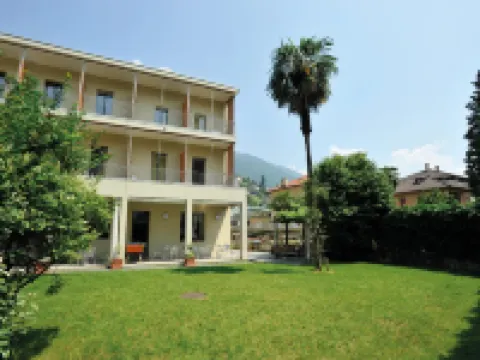 Locarno Youth Hostel Hotels near Casa Rusca