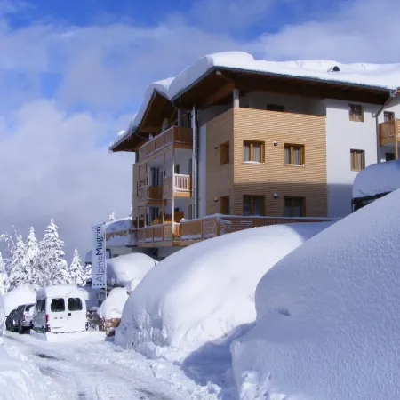 Alpine Mugon Hotel