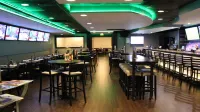 Holiday Inn HAZLET by IHG - bar