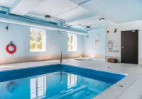 Quality Inn - piscina
