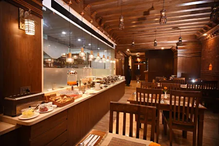 Everest Boutique Hotel Отели рядом с достопримечательностью «Национальный музей Непала»