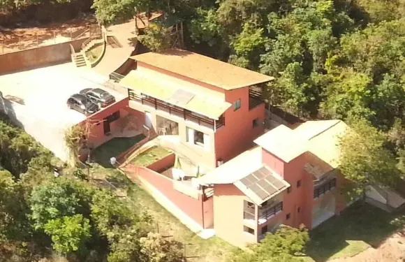 馬卡科普羅薩旅館