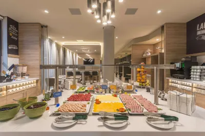 Hampton by Hilton Frankfurt Airport Các khách sạn ở 