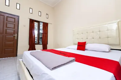 RedDoorz @ Jalan Sidomuncul 2 Jambi Hotels in Kota Baru