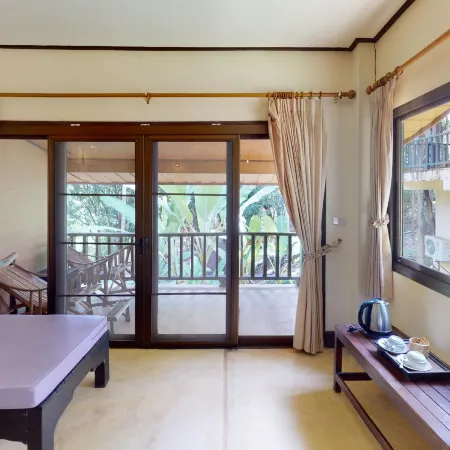 Baanwangnamkeaw Lodge Отели в г. Ванг Нам Кхио