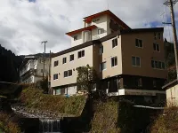 Sasaya Hotéis em Kami