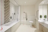 Premier Inn Lowestoft - Parking